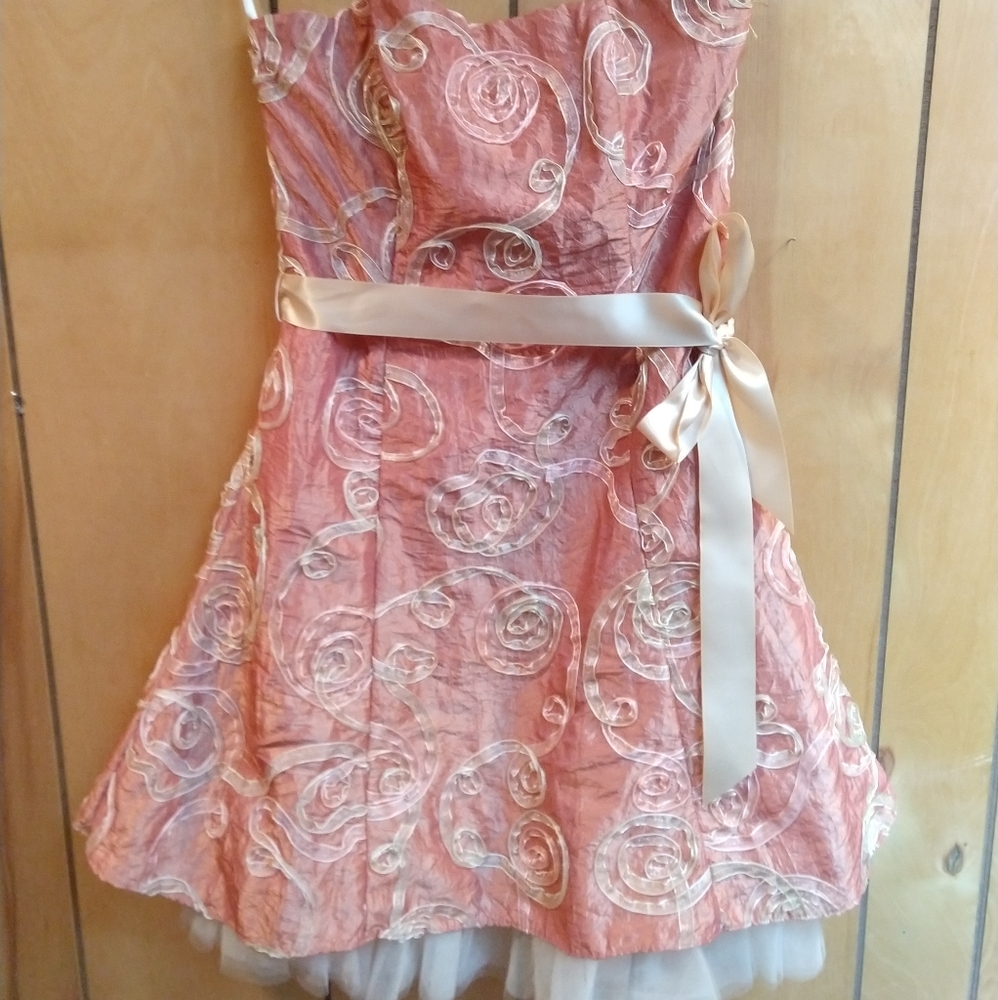 Jessica McClintock Peach Swirl Pattern 10P Dress